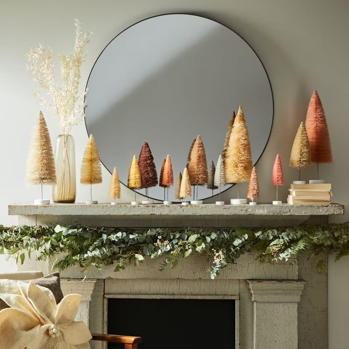 Simple Christmas decoration ideas for mantel