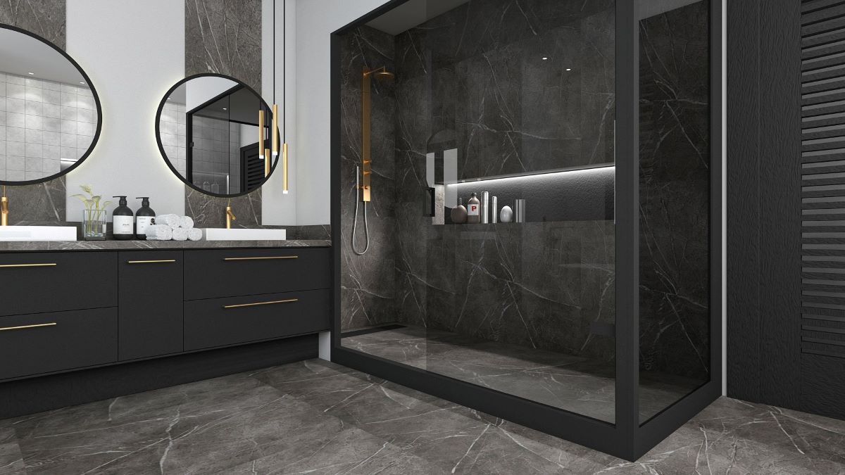 Luxe showerhead in contemporary black & white bathroom ideas 2023 by Homilo